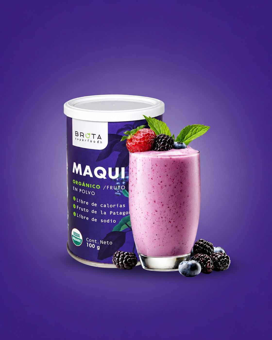 Brota organic maqui powder with a berry smoothie