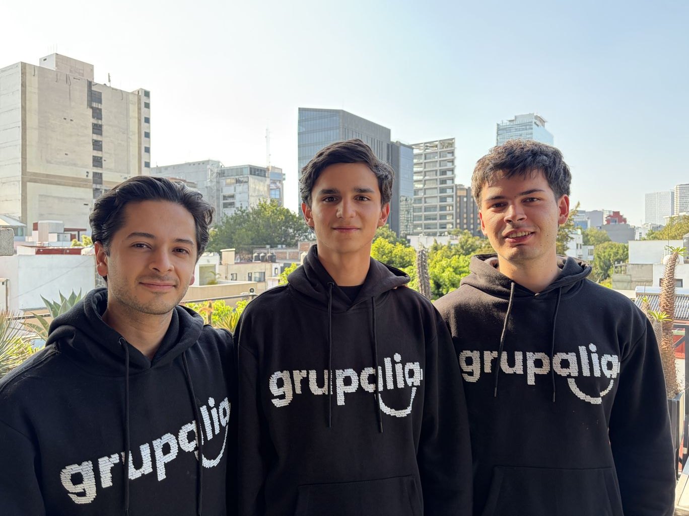 Vicente with the Grupalia team on the rooftop in Mexico City